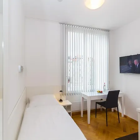 ホテル Regensburg-apart 3*